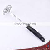 China Supplier Vegetable Masher,potato Ricers With PP Handle thumbnail-1