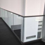 Aluminum Deck Railing / Glass Balustrade / U Channel Glass Railing for Balcony thumbnail-2