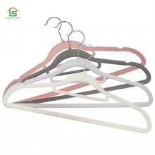Non Slip High Quality Kids Velvet Plastic Clothes Hangers Metal Hook Multicolour Flocked Suit Coat Clothes Velvet Hangers thumbnail-3