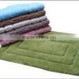 Bath Mats thumbnail-1