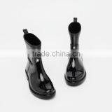 Outdoor Garden Farm Weeding Use Fashion Waterproof Antislip Mid Tube Pure Solid Color Soft PVC Gum Boots Rain Waterproof Shoes thumbnail-4