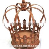 Rusty Europe kings metal crown for home decoration