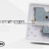 Bakelite White 13a uk 3 Pin Switch Socket Outlet With Neon thumbnail-4