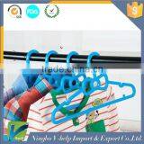 High Quality Custom Creative Plastic Drying Clothes Hanger thumbnail-2