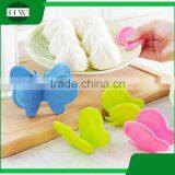 Kitchen Non-stick Silicone Butterfly Bbq Baking Grill Heat Resistant Oven Finger Clip Glove Gloves thumbnail-3