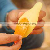Kitchen Tools Silicone Lemon Squeezer Lemon Press thumbnail-2