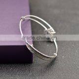 Zm53383a Feather Shape Gold Bangle Bracelet Gold Plated Wedding Accessory thumbnail-4