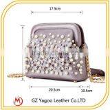 China Wholesale Latest Fashion Design Decorated With Pearl Ladies Clutch Bag thumbnail-6
