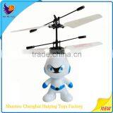 Best Selling Christmas Gifts 2016 Infrared Induction Flying Spaceman HY-830U Flying Toy Plane Astronaut Toy Educational Toy thumbnail-3