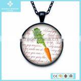 925 Silver Black Plated Glass Pendant With Carrot thumbnail-1