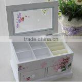 White Wooden Jewelry Box thumbnail-2