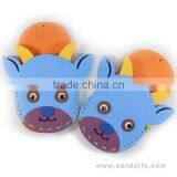 Animal-shaped Foam Slippers thumbnail-1