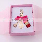 High Quanlity Fashion Key Chain Boutique in Paris, France Eiffel Tower Cake Influx of Goods Macarons Metal Keychain With Box thumbnail-3