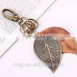 Hot Sale Punk Style Vintage Metal Leaf Leather Keychain thumbnail-3