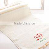 China Super Soft White 100% Cotton Couples Face Towel thumbnail-5
