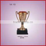 Plastictrophes and Cups thumbnail-1