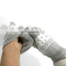 Acrylic Knit Warm Mittens Kids Winter Touchscreen Gloves Floral Jacquard Touch Sensor Gloves For Smartphone IPad Tablet PC thumbnail-4