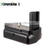 Commlite ComPak Camera Vertical Battery Grip/Battery Power/Power Pack for Nikon D3100, D3200 thumbnail-5