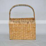 Water-hyacinth Vietnam Product Eco-friendly Wine Holder, Wicker Wine Holder Both for Basket and Decoration