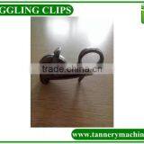 Plastic Hanger Hook Clip for Toggling Machine thumbnail-4