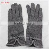Women Touch Screen Woolen Gloves With Leather Bow Mouth and Hand Clasp thumbnail-6