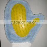 Microfibre Pet Grooming Glove thumbnail-1