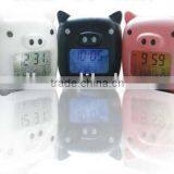 Plastic CLOCK thumbnail-1