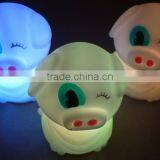 Onaroo Danny The Pig Portable Night Light With Rainbow Color Change thumbnail-2