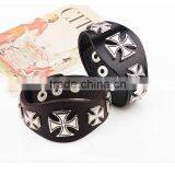 XP-LB-6108 Wholesale Fashion Genuine Leather Bracelet Jewelry Best Price Nail Rivet Cross Leather Bracelet for Men thumbnail-3