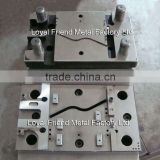 Progressive die automatic stamping mould