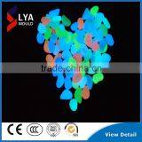 Garden Decorate Glow in the Dark Pebble Stone thumbnail-2