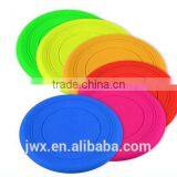 Frisbee Games to Play Outside With Your Pets thumbnail-6