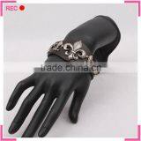 Wholesale Leather Engravable Bracelets Adjustable Length, Bracelets and Bangles for Big Wrist thumbnail-3