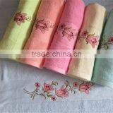 China Factory Supply Solid Color Luxury Embroidery Towel Set thumbnail-3