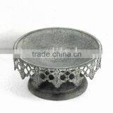 090060F-Fringed Metal Holder