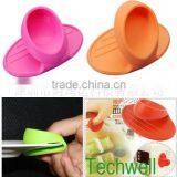 Low Price Professional Silicone Oven Mitts thumbnail-1