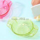 2pcs Mini Manual Plastic Garlic Press And Peeler thumbnail-3