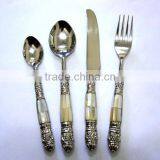 Shell Decorated Cute Cutlery Set of 4 thumbnail-1