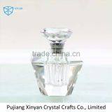 Top Fashion Attractive Style Crystal Decorative Perfume Bottles in Many Style thumbnail-1