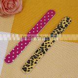 Colorful Straight Shape Disposable Finger Nail File in Beauty Salon thumbnail-6