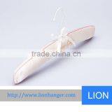 Lioncity S4031 Cloth Hanger thumbnail-1