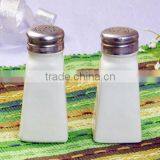 Ceramic Salt & Pepper Shaker Set, Salt and Paper Shaker, Black and White Salt and Pepper Shaker thumbnail-3