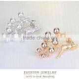 Christmas Pearl Crystal Pin Brooch Reindeer Stag Buck Deer Costume Jewelry Silver/Gold Tone thumbnail-4