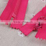 Fashion High Quality Plastic Zipper in Shenzhen thumbnail-4