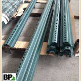 Зинкованный и перфорированный U-канал