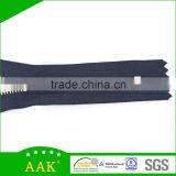 Zipper Factory Top Selling 3# Silver Gold Close End Bag Zipper thumbnail-5