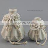 BSCI SEDEX Audit Customized Hand-made Flower White Porcelain Reed Diffuser Set With Rattan Sticks thumbnail-2