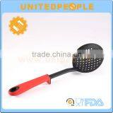 2015 New Product Colorful Handle 6pcs Nylon Cookware Set thumbnail-4