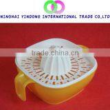 2014 New Product Plastic Hand Juicer/juice Extractor/orange Juicer thumbnail-1
