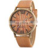 Unisex Student Teens Vintage Imitation Wood Strap Watch thumbnail-3